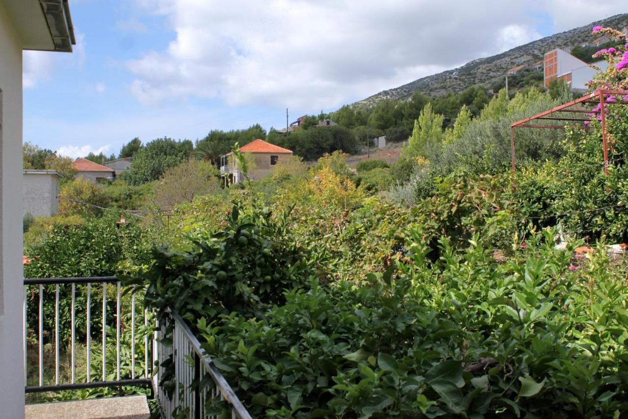 Apartments And Rooms With Parking Space Zavala, Hvar - 128 Jelsa  Exterior foto