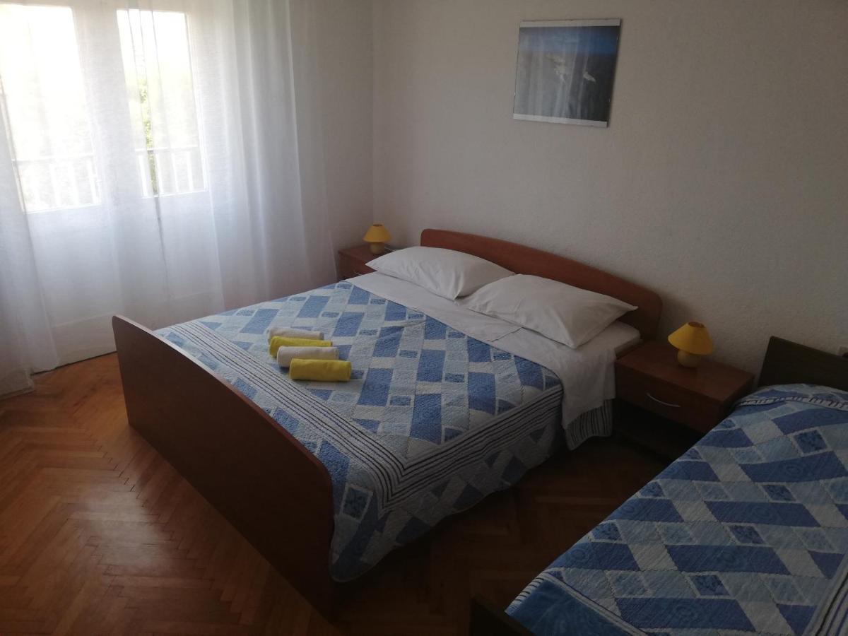 Apartments And Rooms With Parking Space Zavala, Hvar - 128 Jelsa  Exterior foto