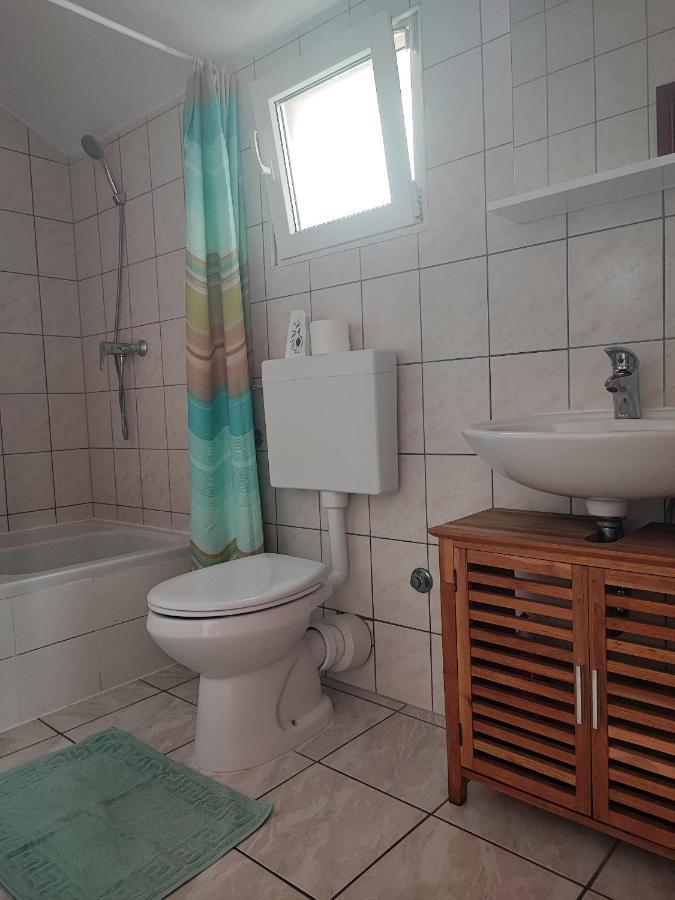 Apartments And Rooms With Parking Space Zavala, Hvar - 128 Jelsa  Exterior foto