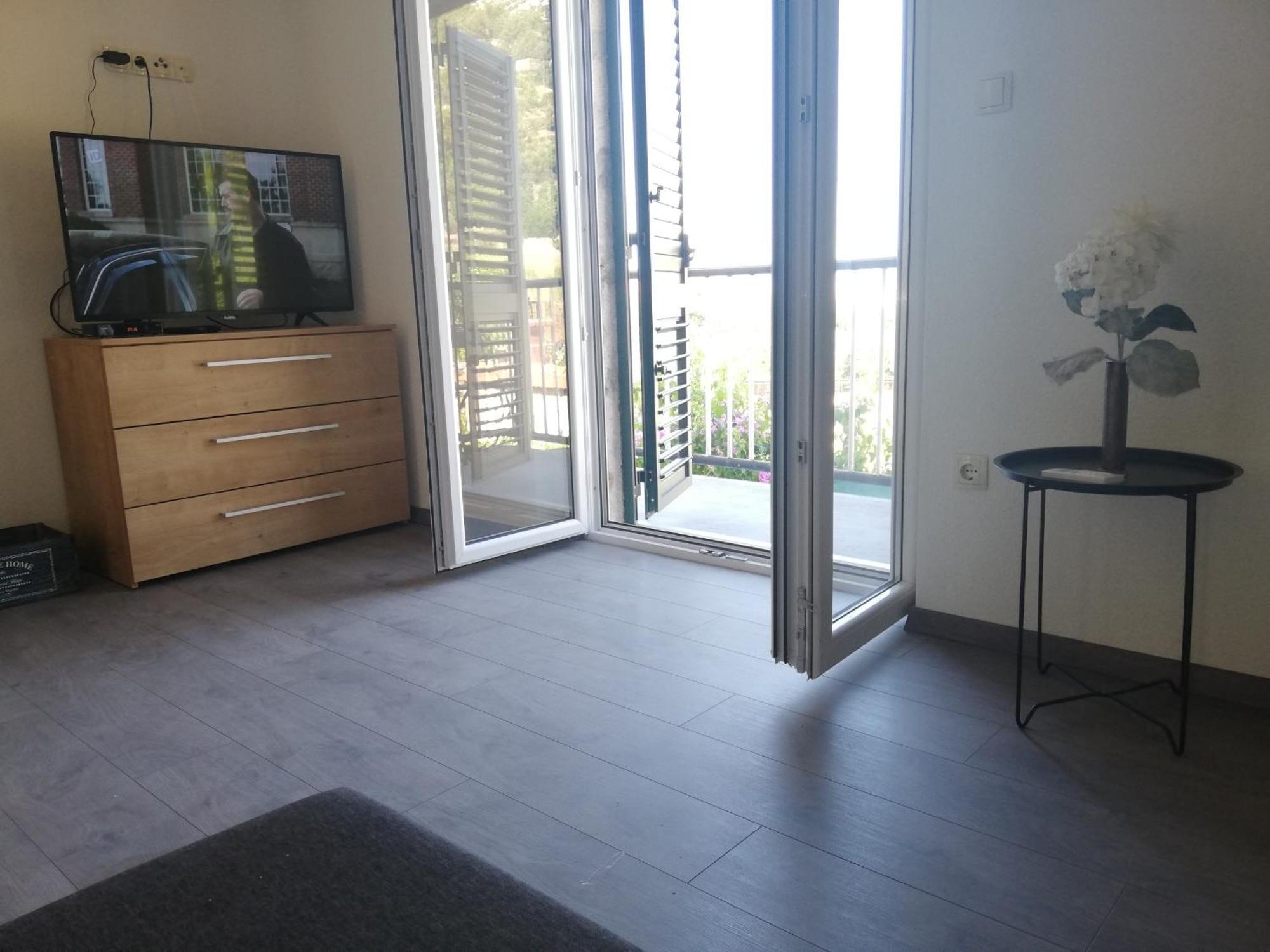 Apartments And Rooms With Parking Space Zavala, Hvar - 128 Jelsa  Habitación foto